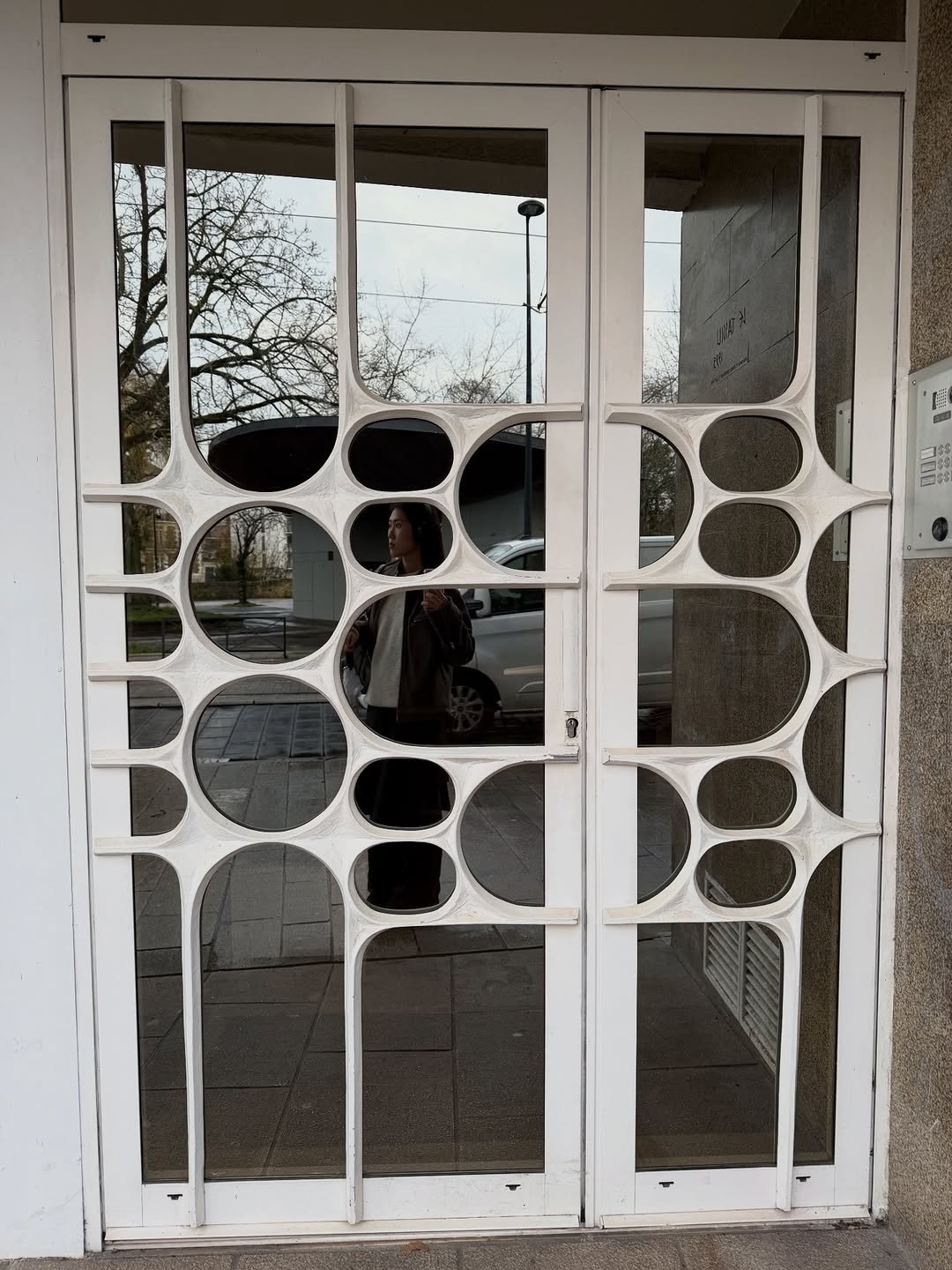 Photo by 소연 Soyeon on February 06, 2026. May be an image of sliding door, window, door and text.