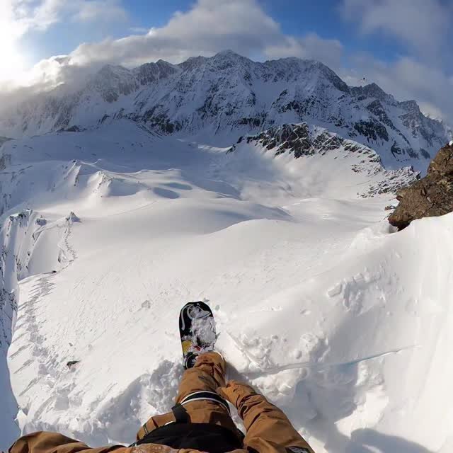 quiksilver 게시물 이미지: Booyah is right. @travisrice, doing what his...