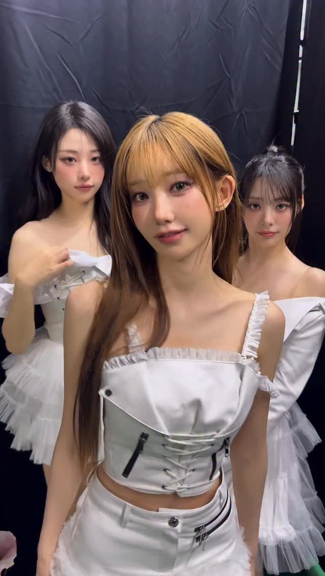 qwerband_official 게시물 이미지: 。♡ ˙ ˚ 𝑅𝑒𝑎𝑙𝑙𝑦 𝑟𝑒𝑎𝑙𝑙𝑦 𝑙𝑖𝑘𝑒 𝑦𝑜𝑢˚ ˙ ♡ 。