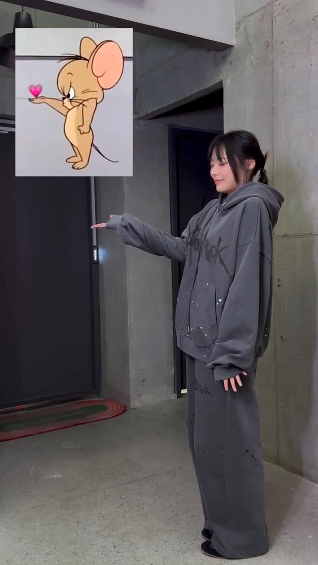 qwerband_official 게시물 이미지: 📸🐶🐹