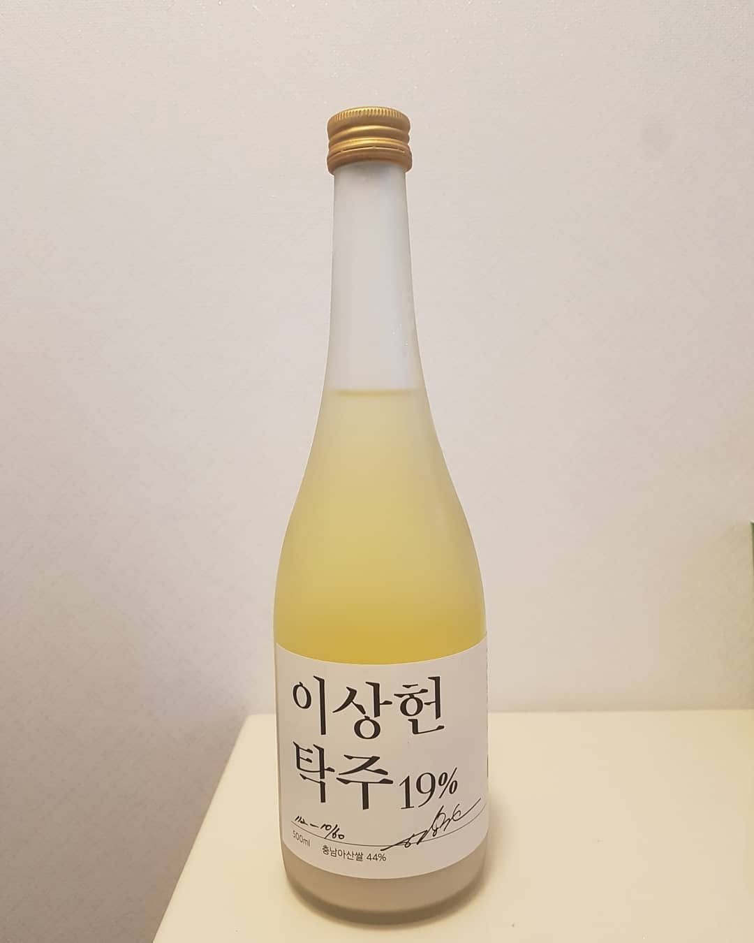 r.street1 게시물 이미지: 오랜만에 쓰는 술 리뷰 
입국을 쓴 탁주 맛들이 거의 비슷한것 같아 요즘은 자체...