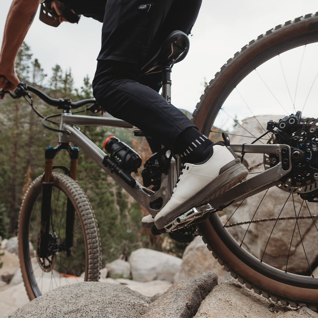 Photo shared by RIDE CONCEPTS on November 26, 2025 tagging @raceface. May be an image of bicycle, water bottle and text.