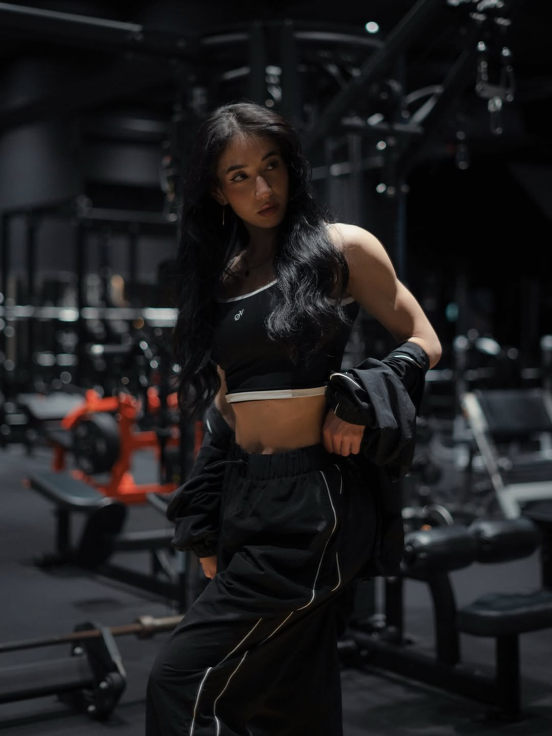 rachel_miks 게시물 이미지: 🖤

カネキンジムに新しく導入されたショルダープレス、肩に効かせやすくてお気に入り🫶🏻

we...