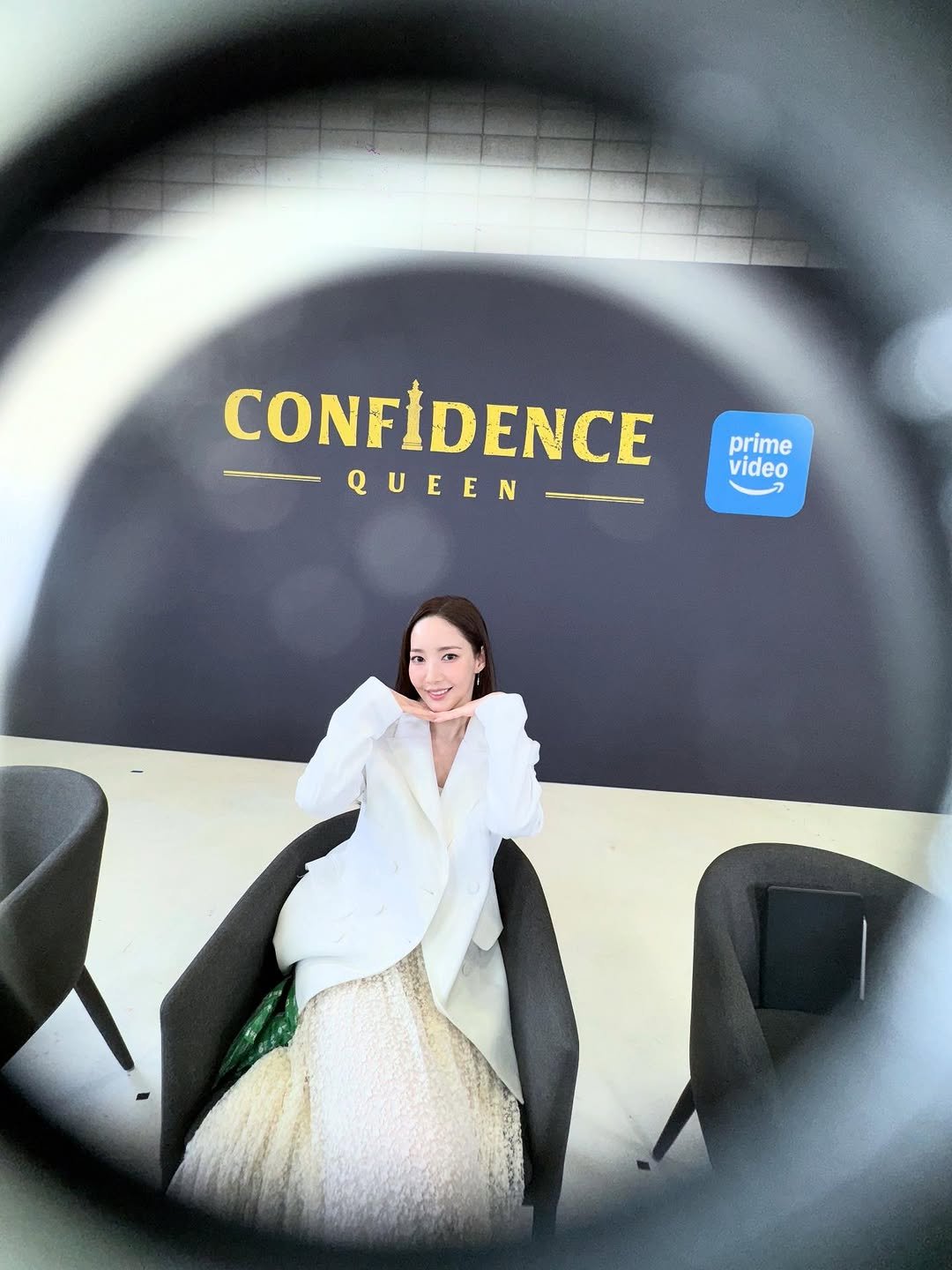Photo by 박민영 Park Min Young on July 03, 2025. May be an image of 1 person, telescope, bath robe and text that says 'CONFİDENCE QUEEN prime video'.