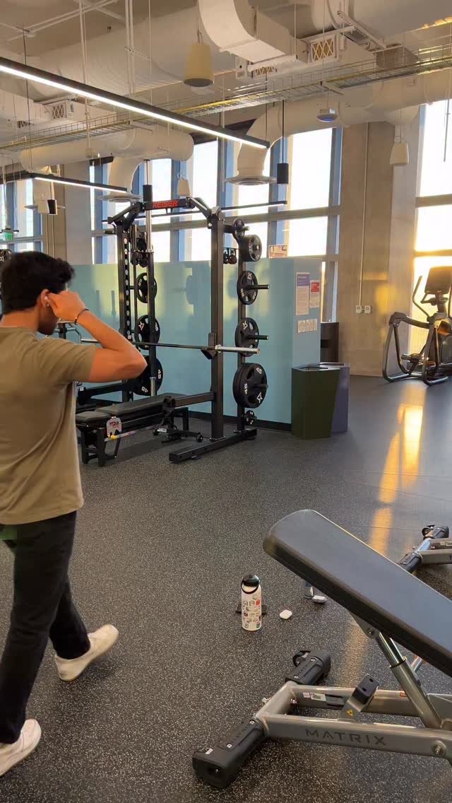 rahul__kamat 게시물 이미지: lifting to justify eating everything in austin 😭