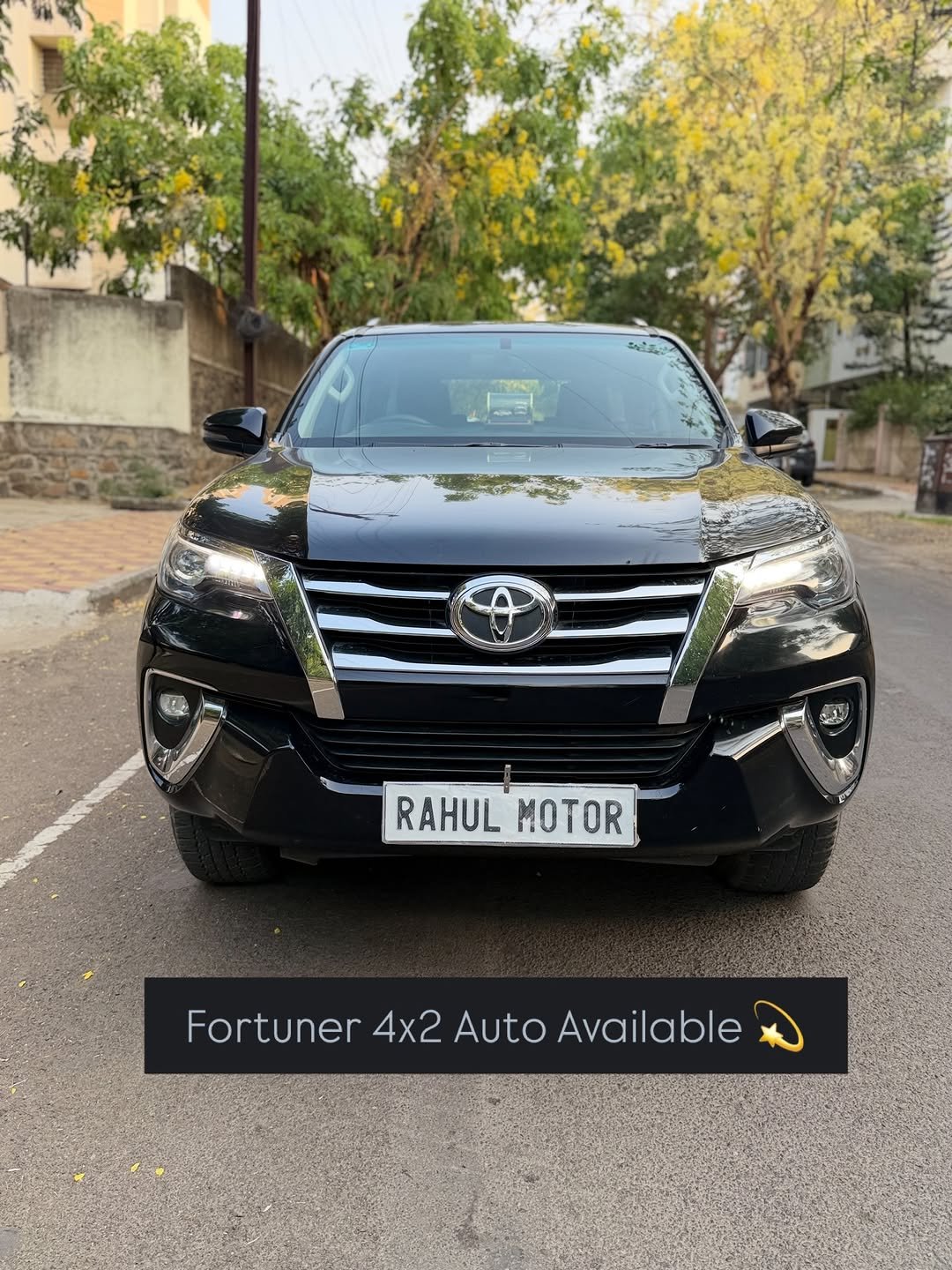 Photo by RAHUL MOTORS on April 26, 2026. May be an image of windshield, wheel, car and text that says 'ಹసೆక RAHULMOTOR RAHUL MOTOR Fortuner Fortuner4x2AutoAvailable 4x2 Auto Available'.