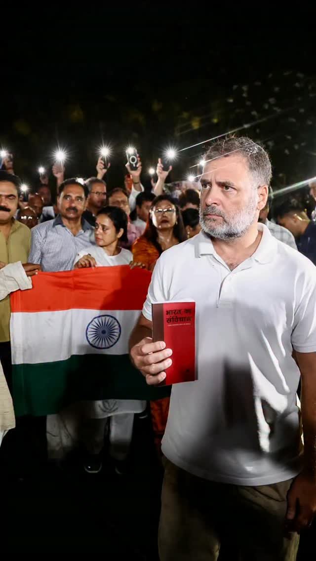 rahulgandhi 게시물 이미지: क्रांति की यह लौ जलती रहेगी और मिलकर एक ऐसी...