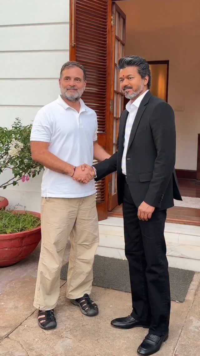 rahulgandhi 게시물 이미지: Lovely meeting Tamil Nadu CM, Thiru Vijay in...