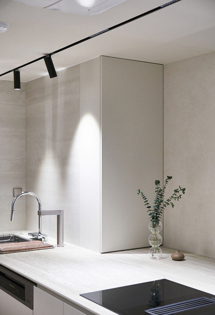 rainbow.design_interior 게시물 이미지: .
대면형 주방의 편리함과 실용성은
이미 많은 분들이 경험하고 있습니다.
보기엔...