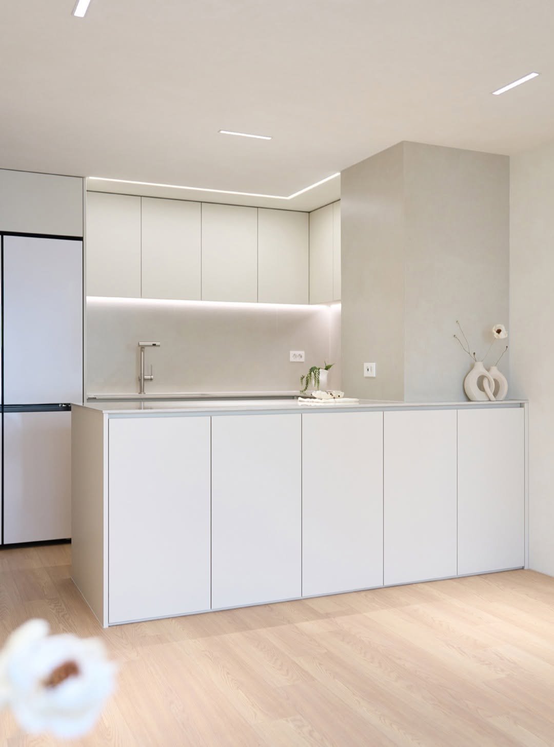 rainbow.design_interior 게시물 이미지: .
내력벽을 주방 구조의 중심축으로 삼아 세련된 아일랜드 레이아웃의 시그니처 월로...