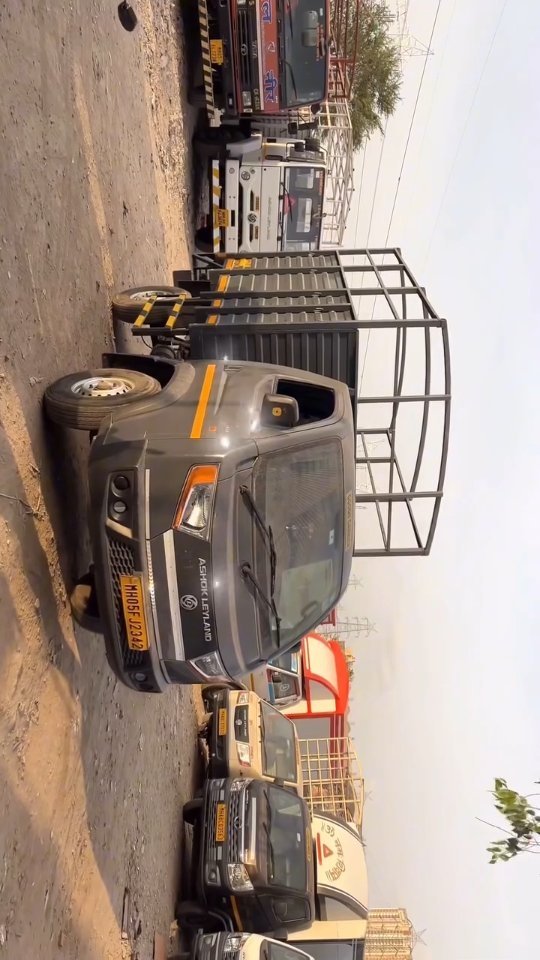 rajmotorsmumbai 게시물 이미지: Ashok Leyland i4
1800 KG Loading Capacity...