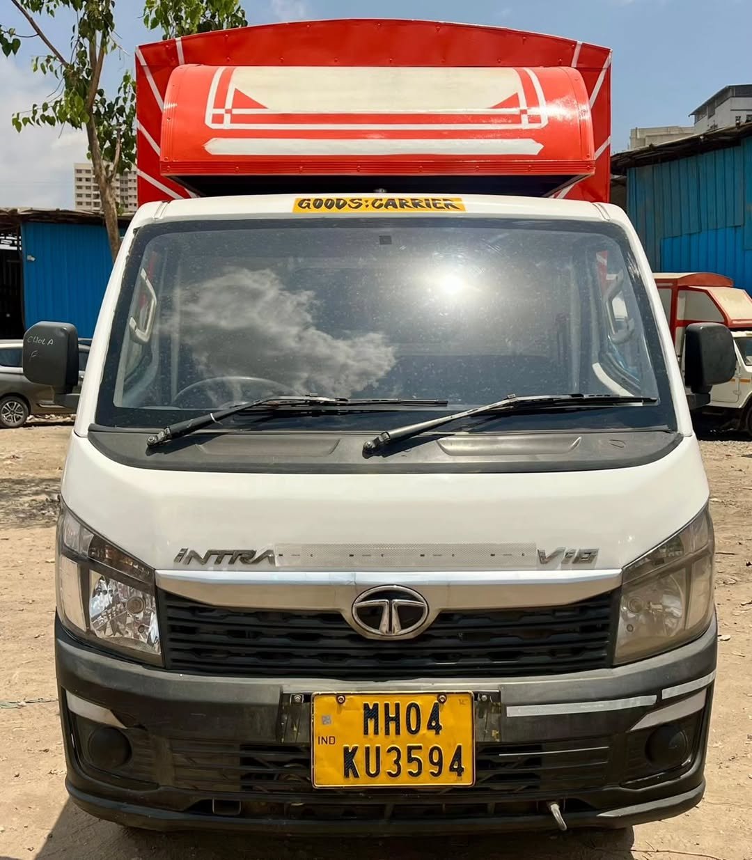 rajmotorsmumbai 게시물 이미지: ⚜️RAJ MOTORS⚜️

TATA INTRA V10 
Diesel
2021...
