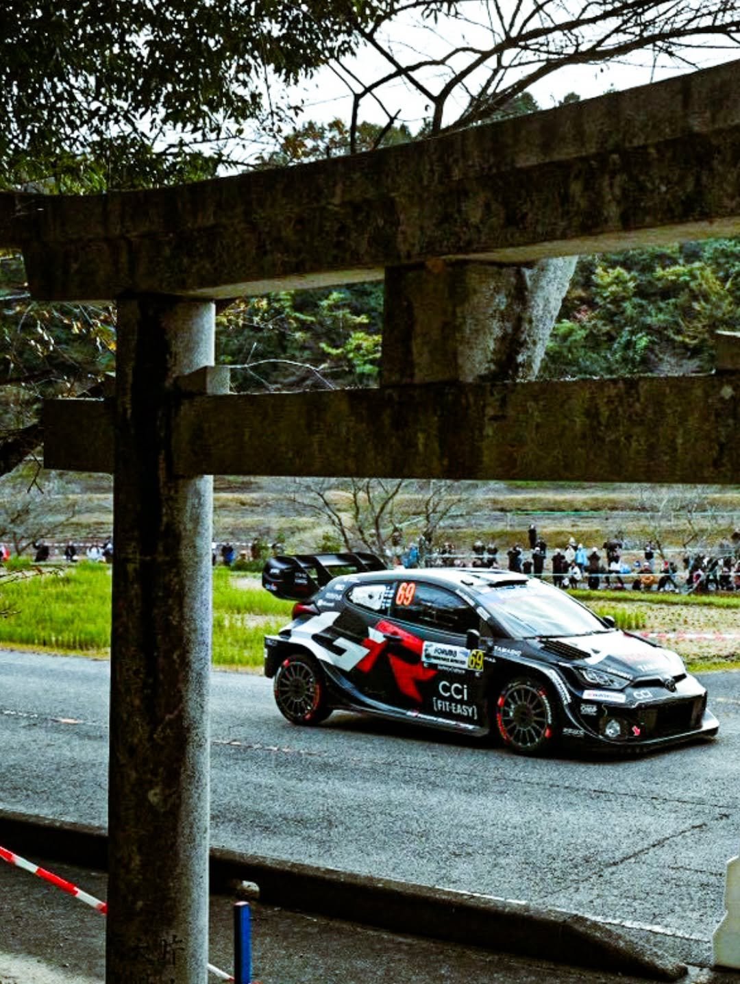 Photo by ラリージャパン on November 25, 2025. May be an image of race car and text.