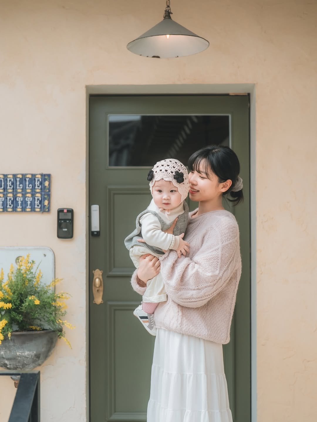 Photo shared by 1일1도하🖤 on March 24, 2026 tagging @ramiii_eo. May be an image of baby and text.