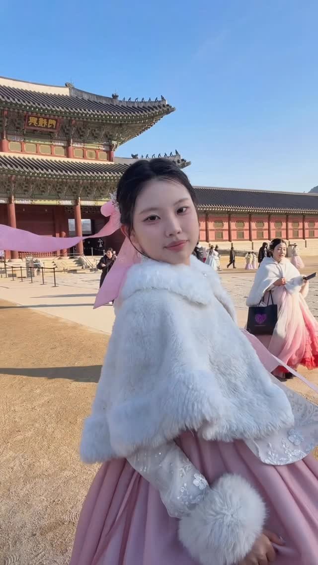 ramnuggi 게시물 이미지: 다들 즐거운 설날 되세용🎊🧧🫶🏻