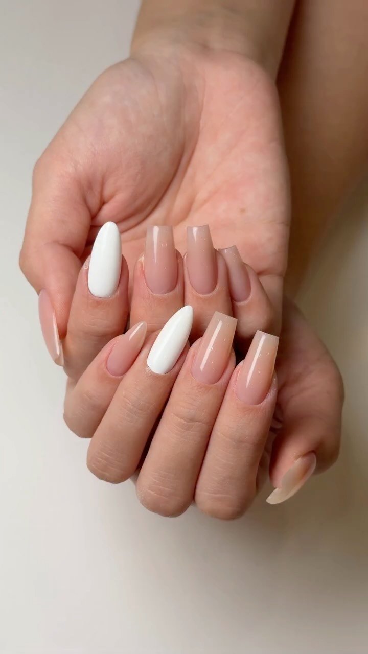 ramua_de_nail 게시물 이미지: 편안한 .. 라뮤아 연장 🩷 너무 예뽀!!