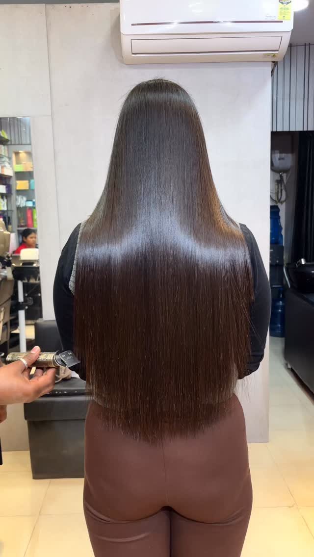 ranchi_loukia_salon 게시물 이미지: Deep nourishment. Long-lasting shine.
Results...