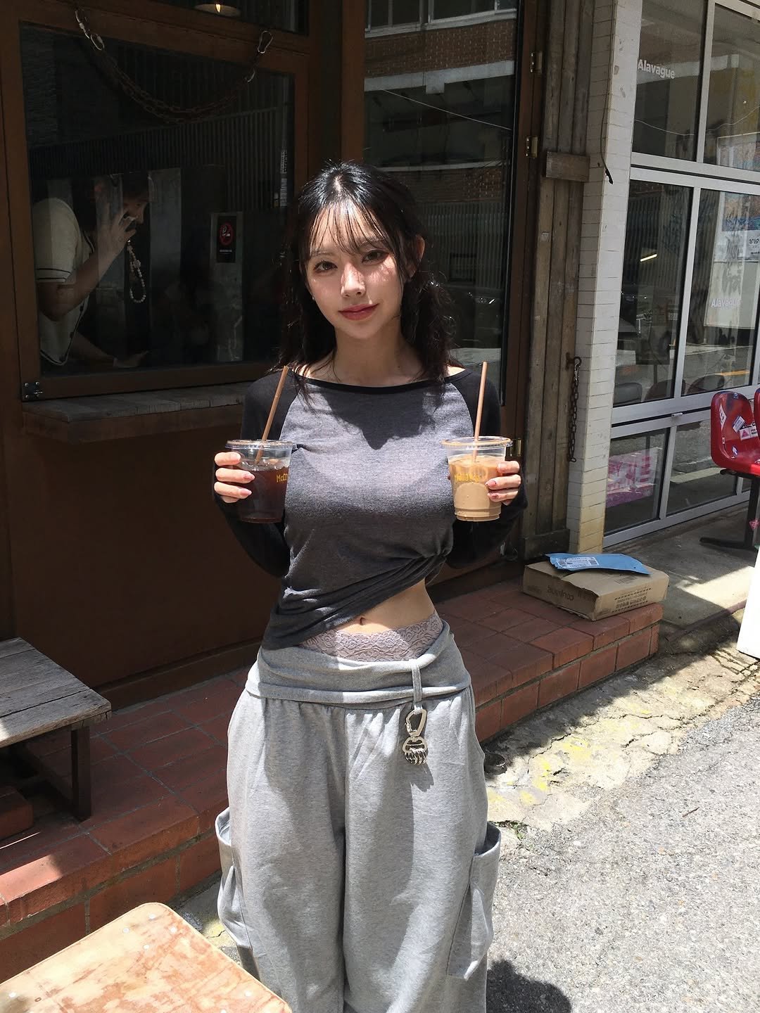 raninfanta 게시물 이미지: 그늘에 있으면 시원한 여름 너무 좋잖아요?! 😍