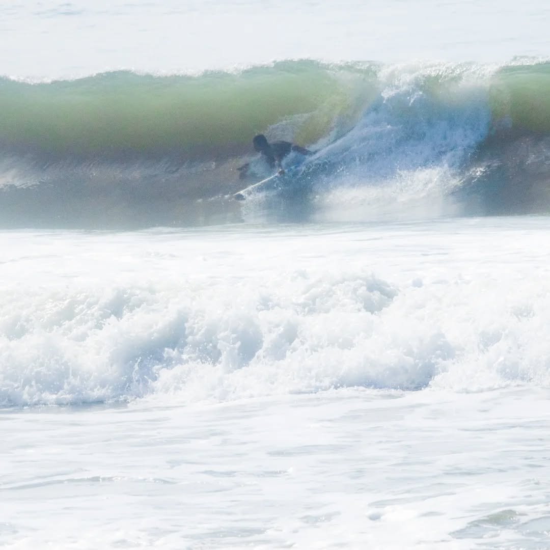 Photo shared by Raoni Rocha Silva Rodrigues on March 31, 2025 tagging @pranchastbc, @fu.wax, @starpoint.moema, @preparador_fisico_surf, @prof_valdirlemos, @abelhasurf, @clinicasimbio, @iphomebertioga, and @starpoint.saocaetano.