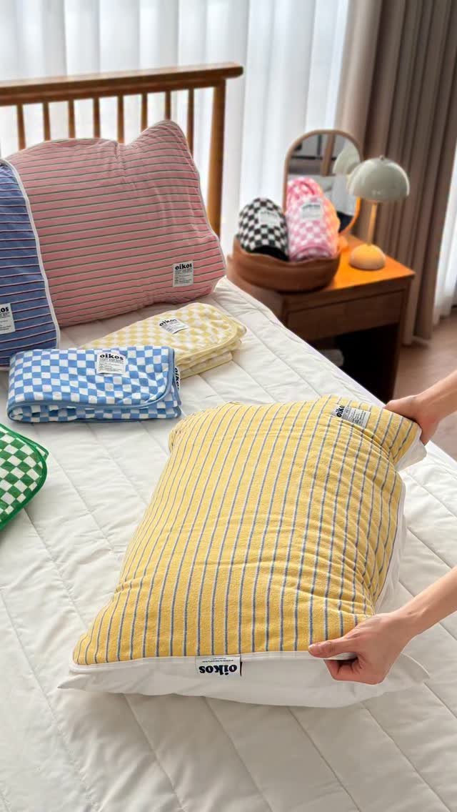 rara__home_ 게시물 이미지: 여름엔 매일 바꾸고 싶은 베개, 오이코스 베개커버로 해결❗

요즘 자고...