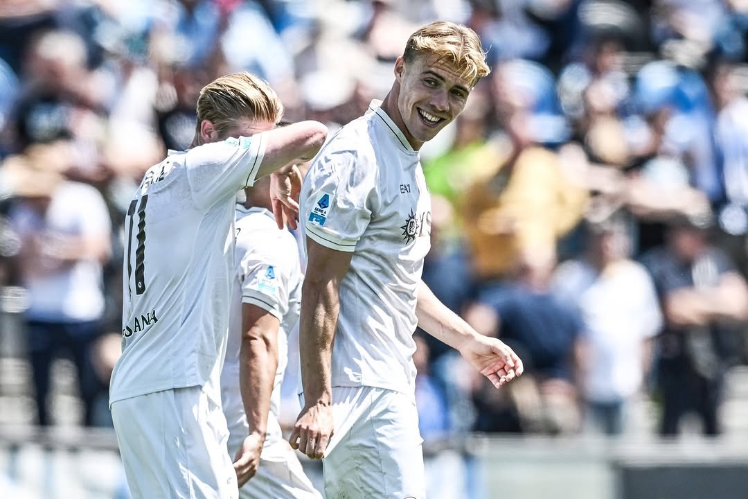 rasmus.hoejlund 게시물 이미지: This goal felt symbolic because it means two...