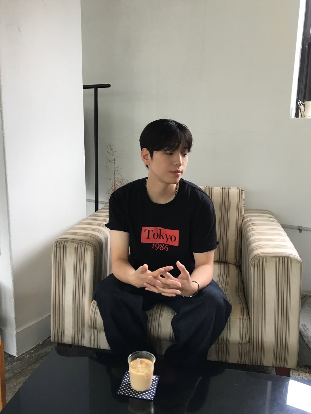 rastle__fashion 게시물 이미지: 이 바지입을땐 뒤로 입장하실게요🏃