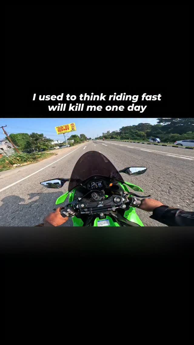 rathi.rides 게시물 이미지: Comment your top speed on one...