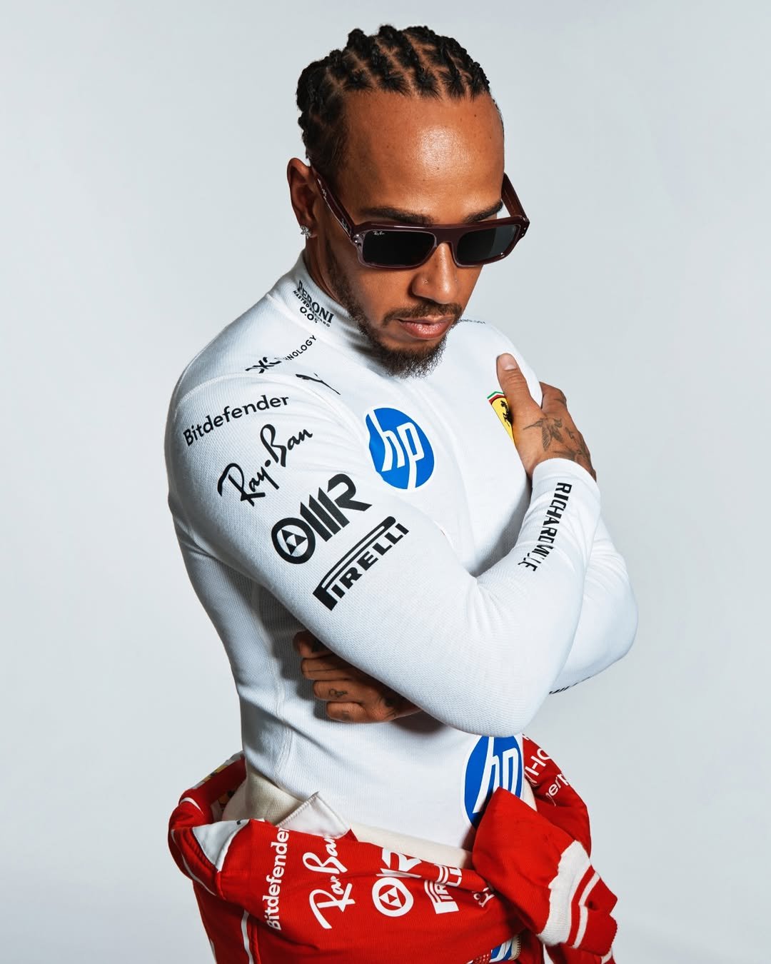 rayban 게시물 이미지: @lewishamilton Rewriting the rules, on and off...