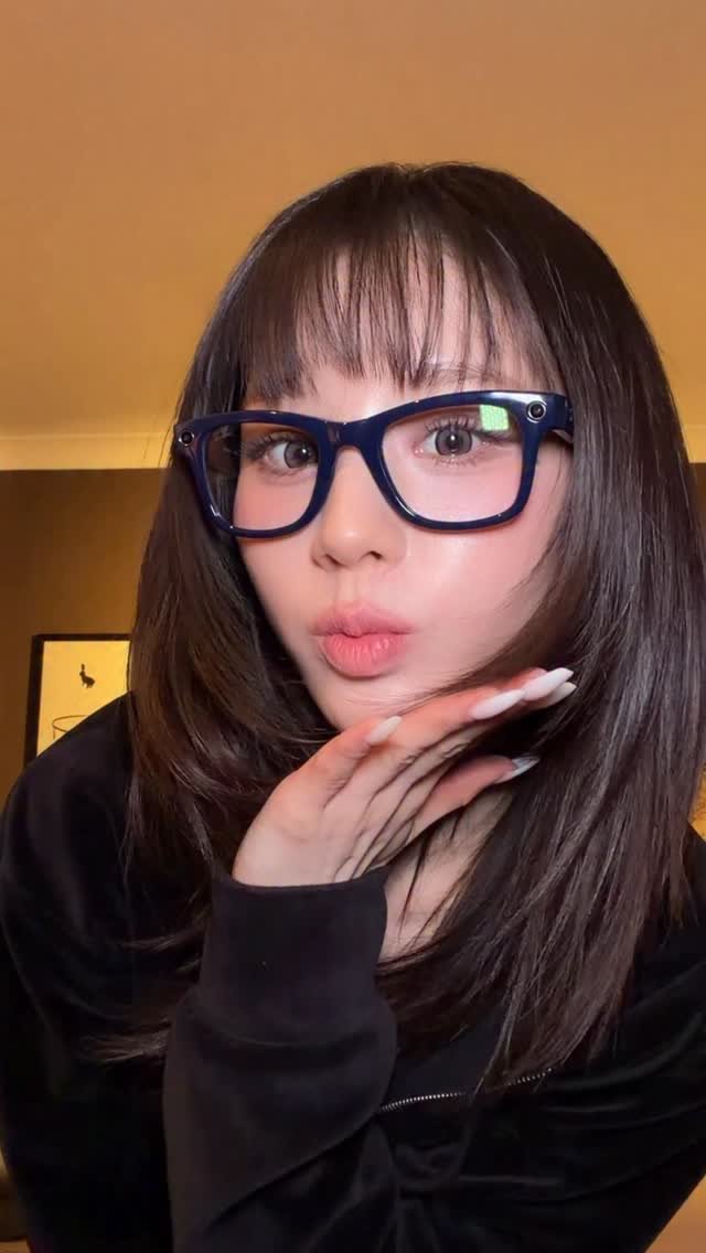 raybanmeta 게시물 이미지: BTS of my day with my Ray-Ban Meta 🕶️