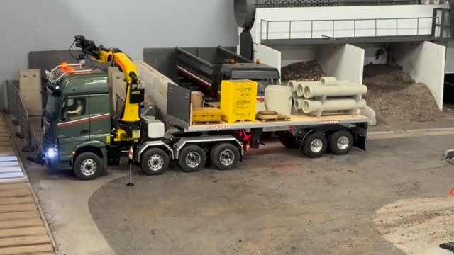 rcdreammachine 게시물 이미지: Rc fun at rc dreammachine #rc #wheelloader #modellbau