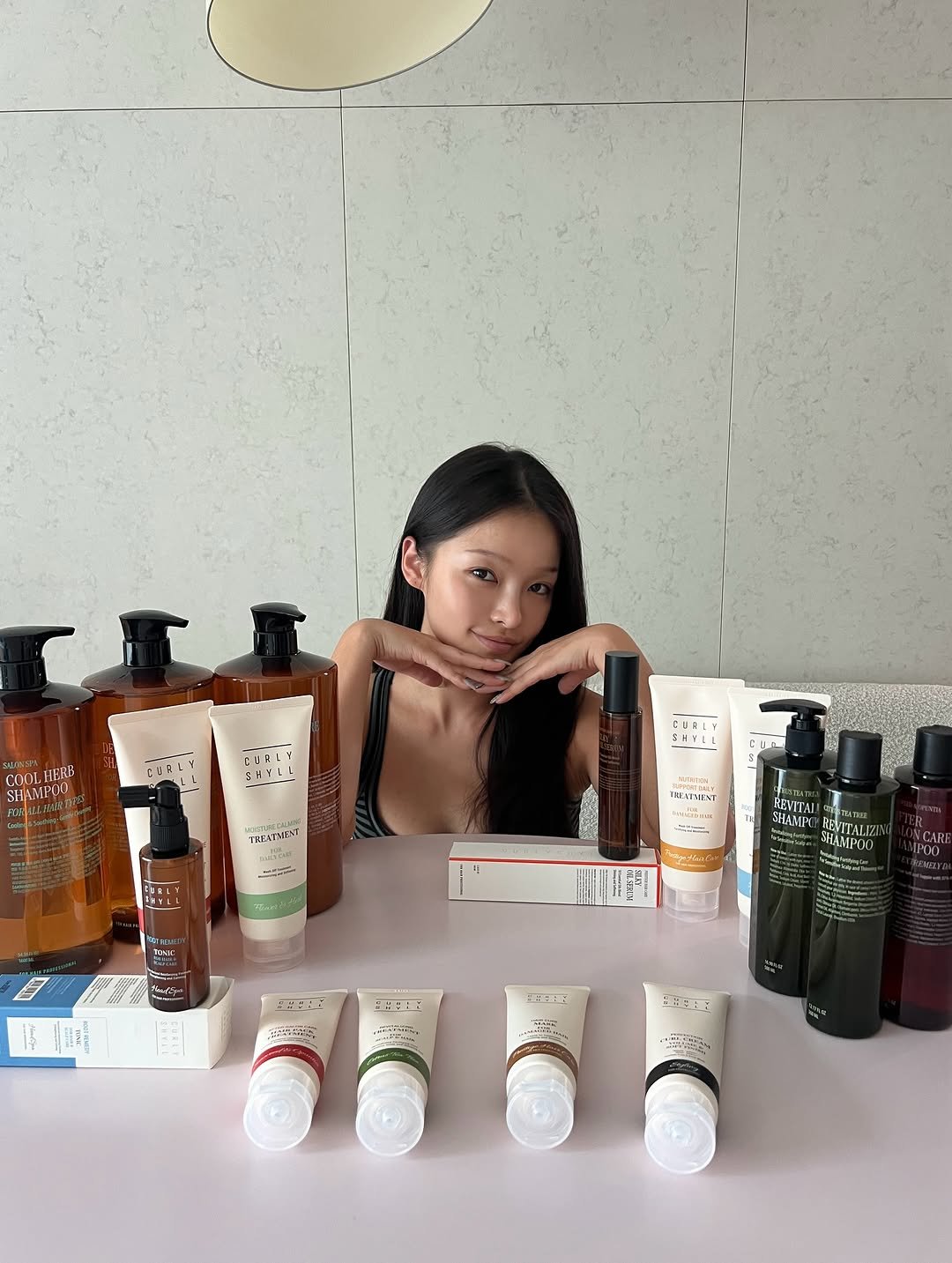 Photo by mini note on August 16, 2025. May be an image of fragrance, hair product, lotion and hand cream.