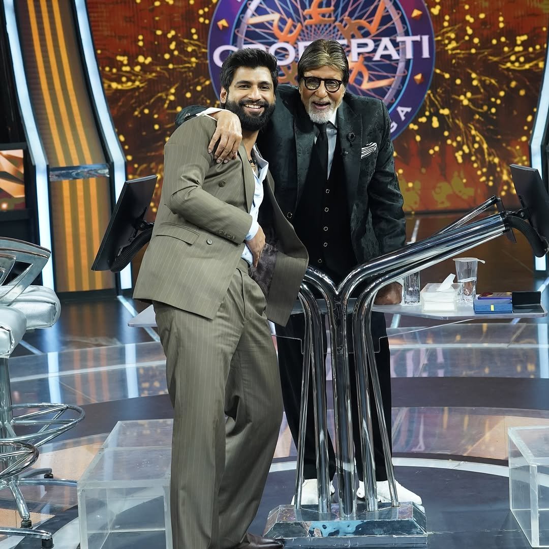 Photo by Harsh Gujral on November 11, 2025. May be an image of one or more people, beard, suit and text that says 'PATI'.