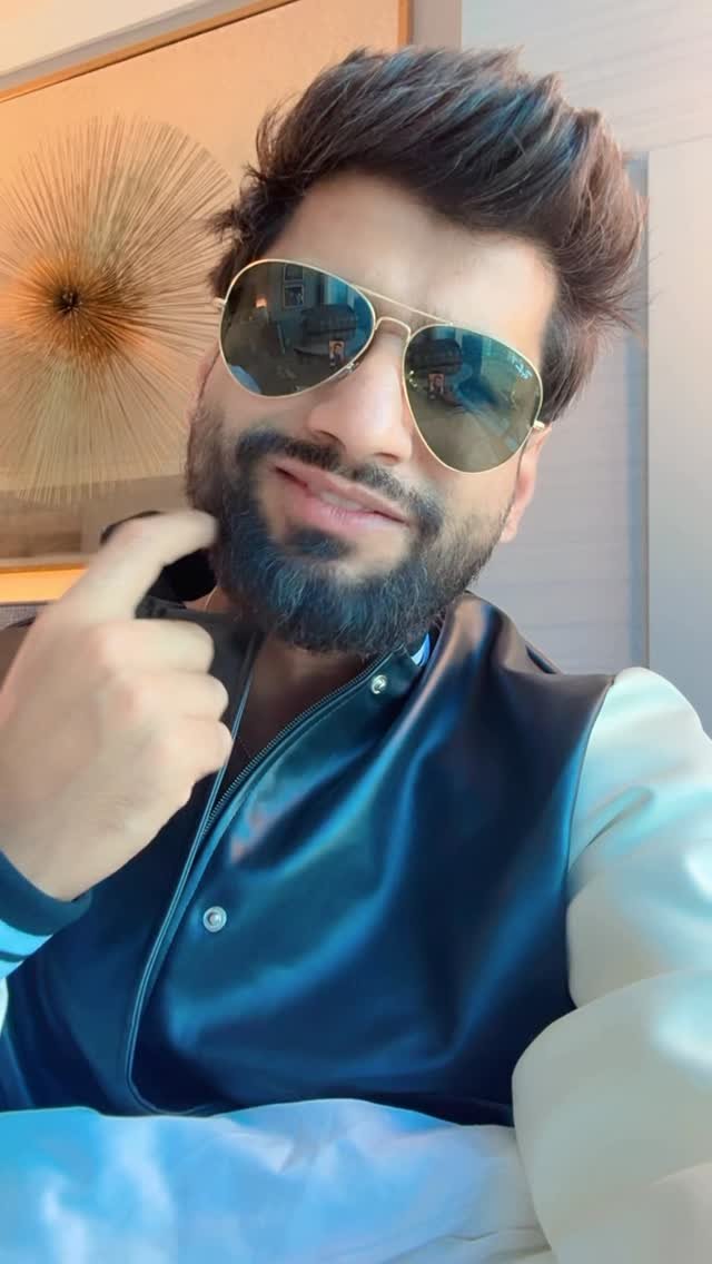 realharshgujral 게시물 이미지: Baal nai Chutia Kaat re hai Angrez...