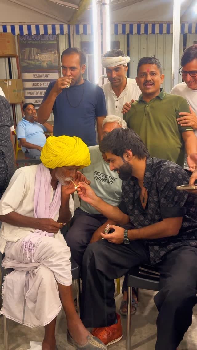 realharshgujral 게시물 이미지: Men Will Be Men😜
The OG’s of India ❤️
The Swag...