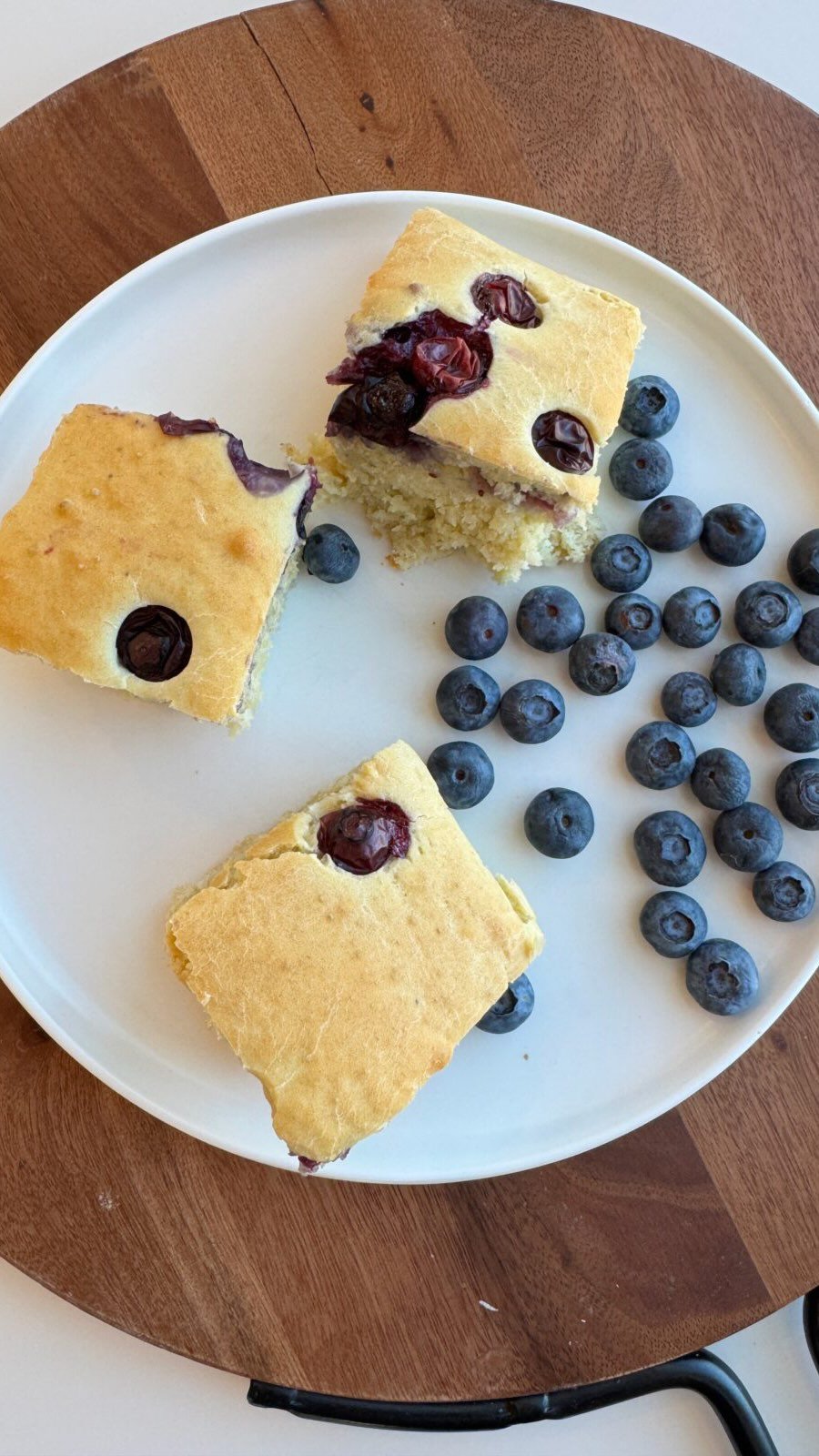 reallittlemeals 게시물 이미지: No sugar breakfast cake 💗

Like this...