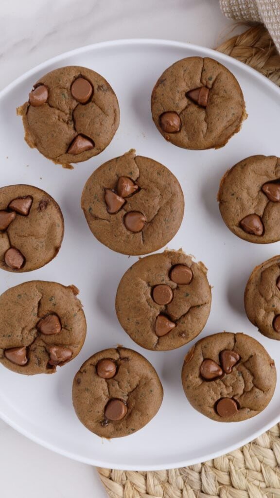 reallittlemeals 게시물 이미지: Chocolate muffin…with veggies 🍫🥕🥦

I make...