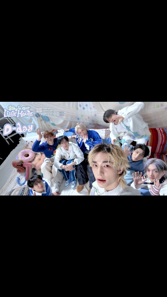 realstraykids 게시물 이미지: Stray Kids 6TH FANMEETING
.・✭ 𝗦𝗧𝗔𝗬 𝗶𝗻 𝗢𝘂𝗿...