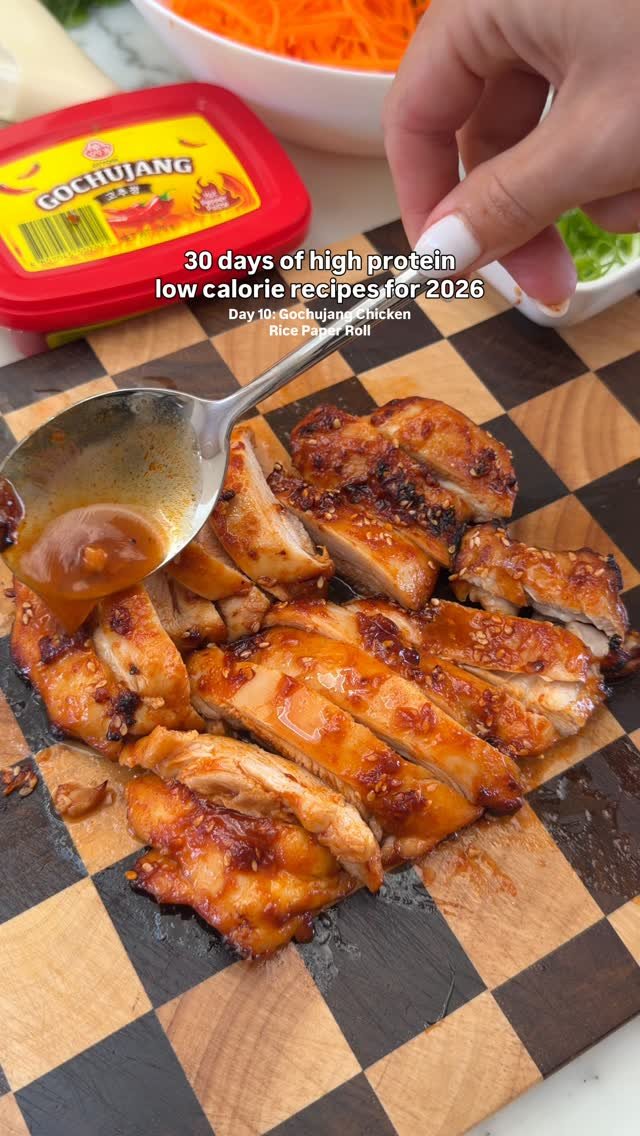 recipesbyvictoria 게시물 이미지: DAY 10: JUICY GOCHUJANG CHICKEN RICE PAPER...