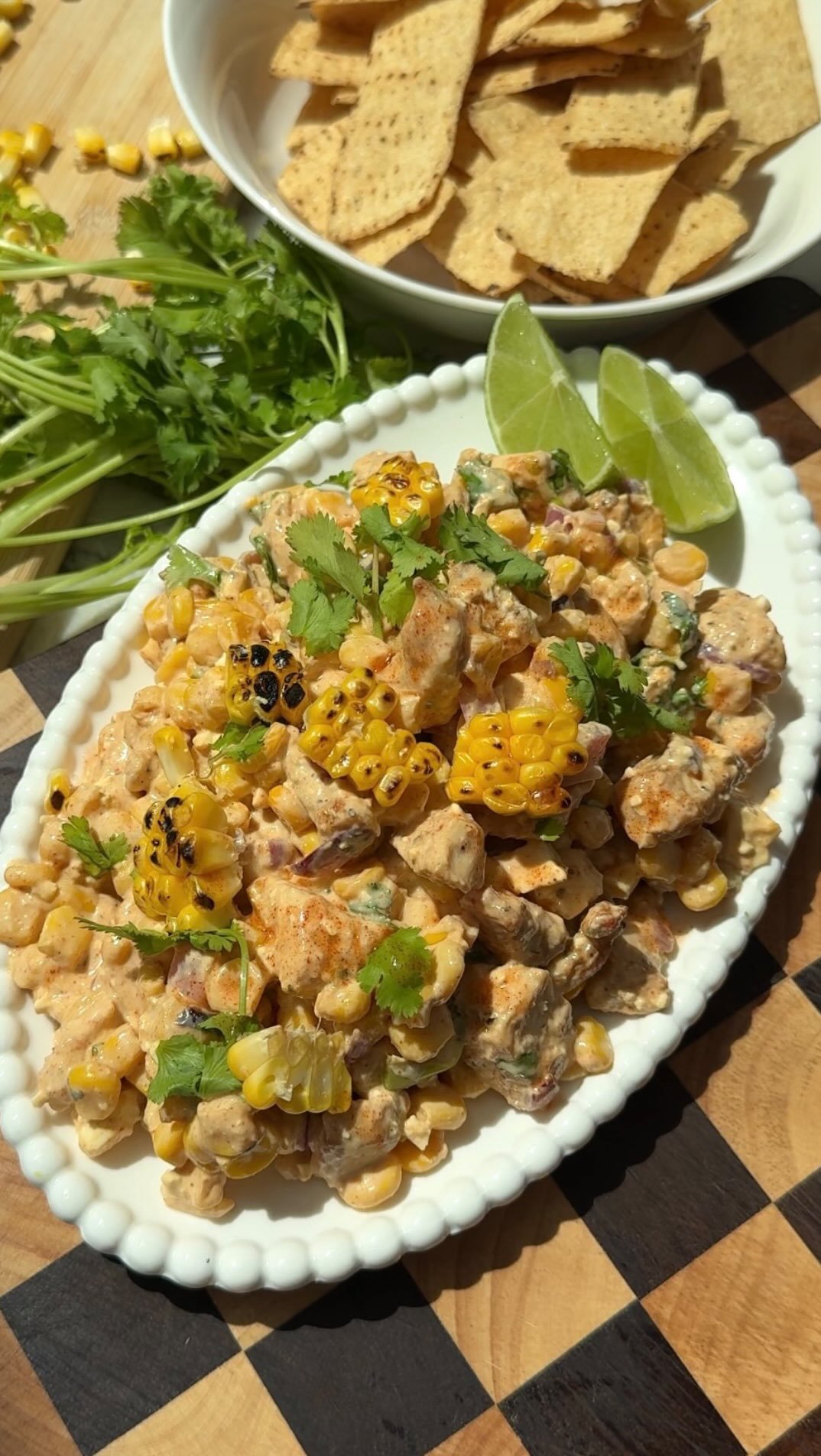 recipesbyvictoria 게시물 이미지: HIGH PROTEIN ELOTE CHICKEN DIP 🌽  Comment...
