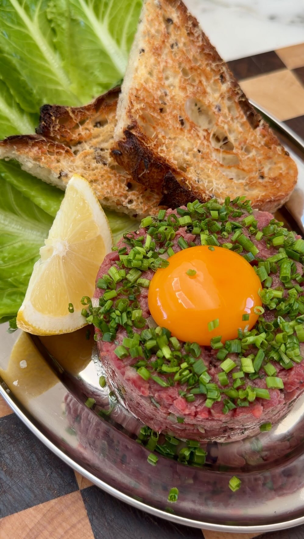 recipesbyvictoria 게시물 이미지: DAY 13: STEAK TARTARE 🥩 Comment “RECIPE” and...