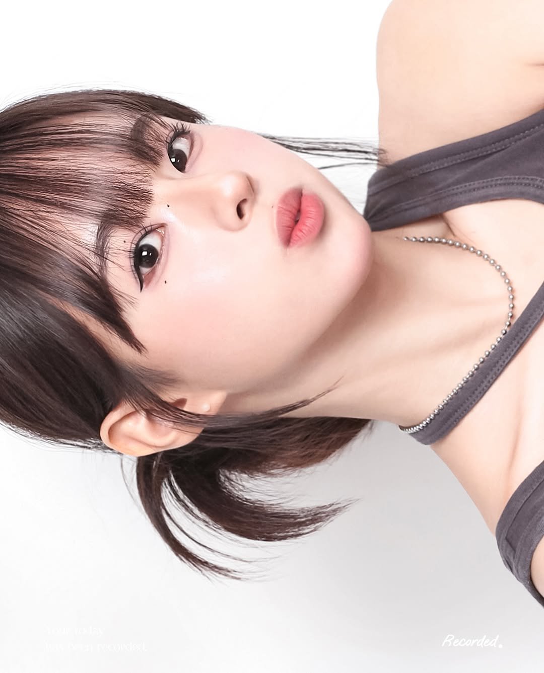 Photo by 레코디드 | 증명사진 • 프로필사진 홍대 강남 건대 광주 수원 on July 13, 2025. May be a closeup of 1 person, hair, makeup and text that says 'Recorded.'.