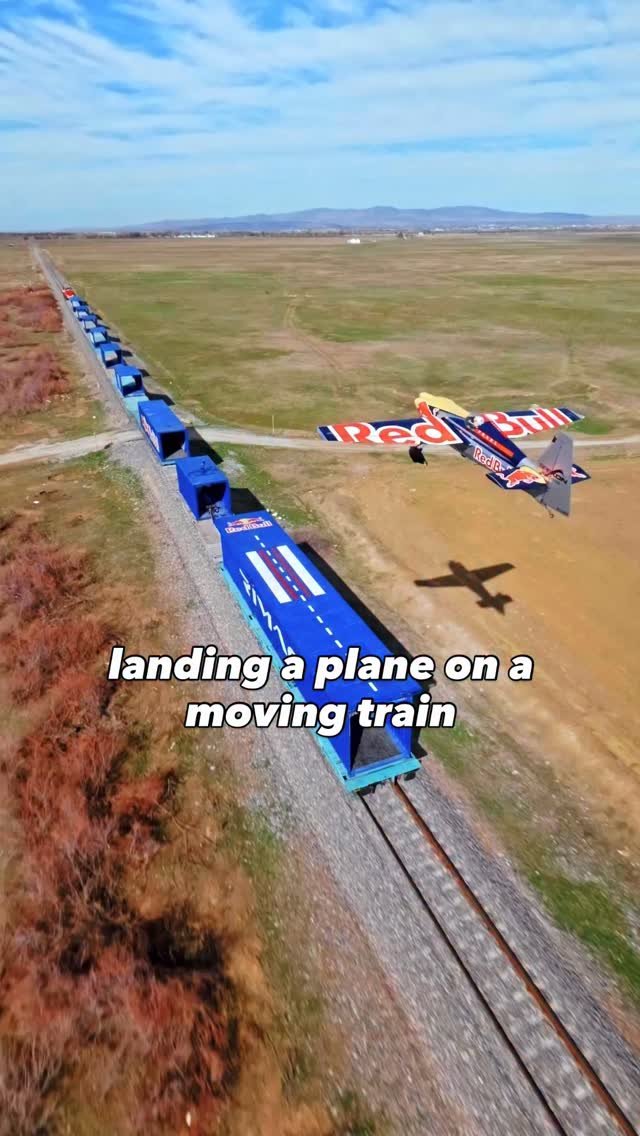 redbull 게시물 이미지: 🚨world first🚨 a landing no one has seen...