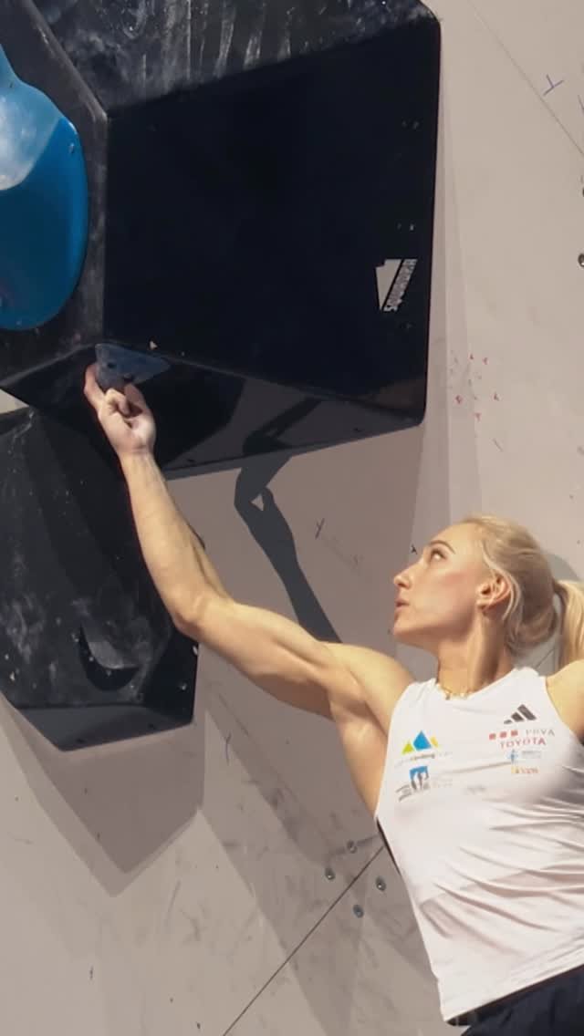 redbulladventure 게시물 이미지: 🧗‍♀️ Janja Garnbret vs the world title 🏅...