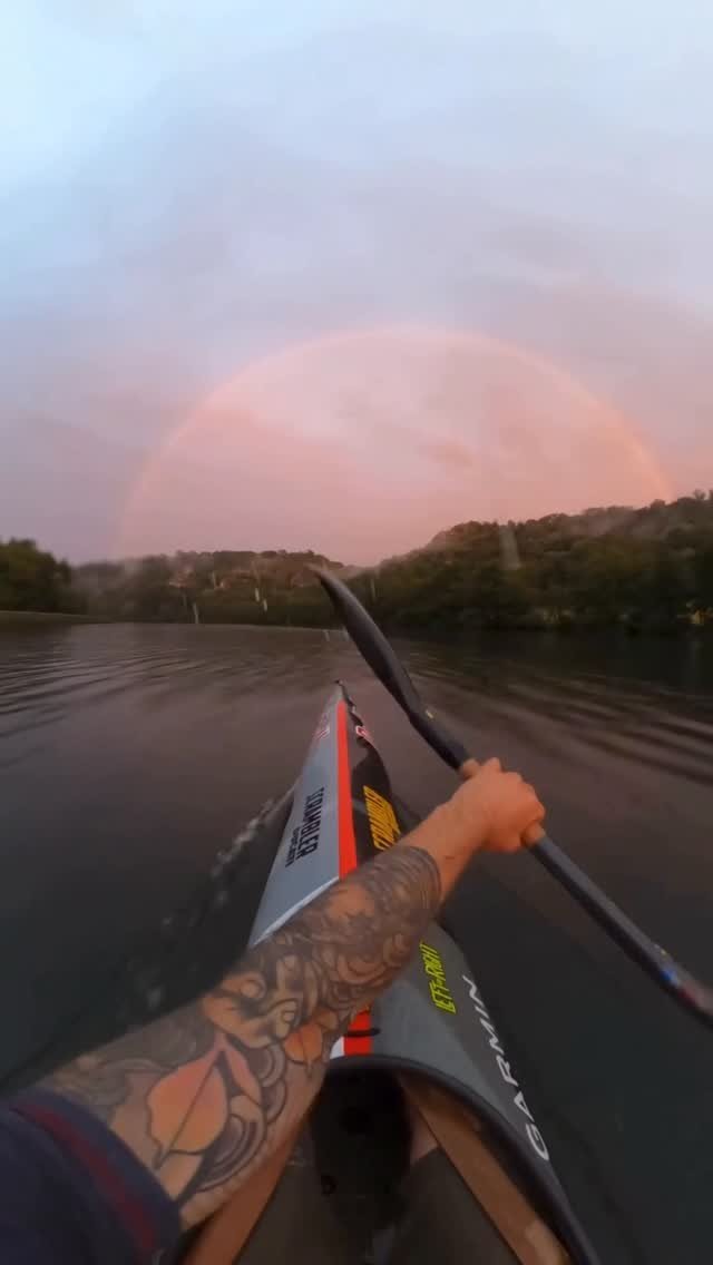 redbulladventure 게시물 이미지: paddling into the sunset at maximum intensity...