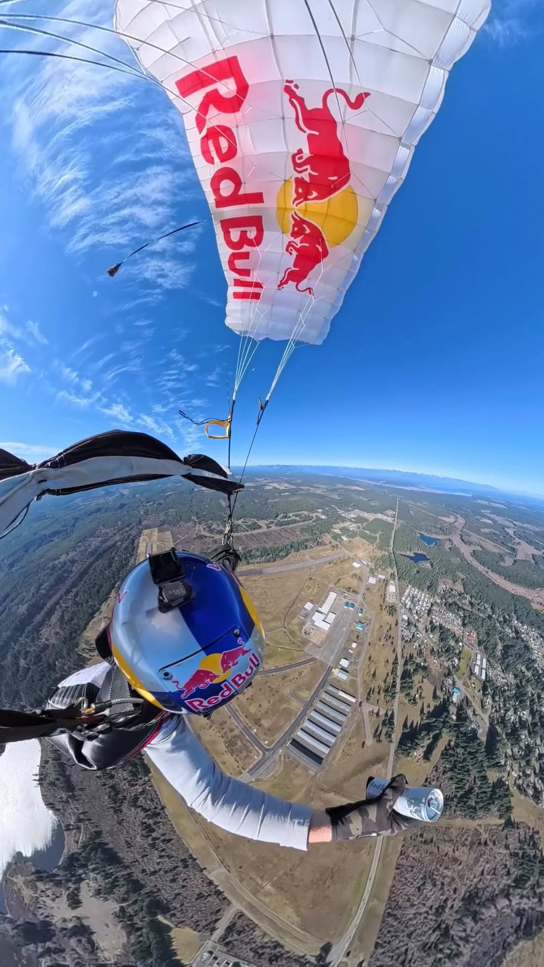 redbullairforce 게시물 이미지: spring indeed is in the air 🌸🪽...