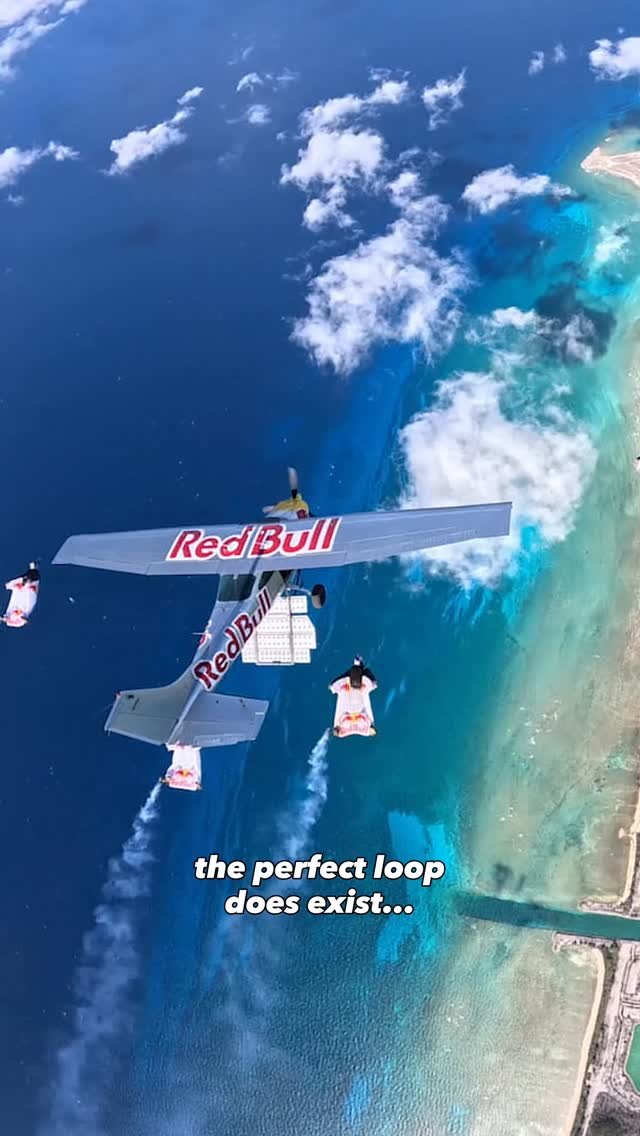 redbullairforce 게시물 이미지: just doodling in the sky 🎨

🪂:...