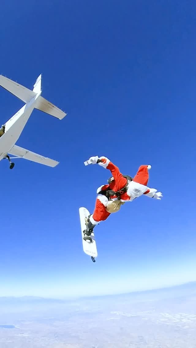 redbullairforce 게시물 이미지: who needs reindeer when you got wiiings 😎...