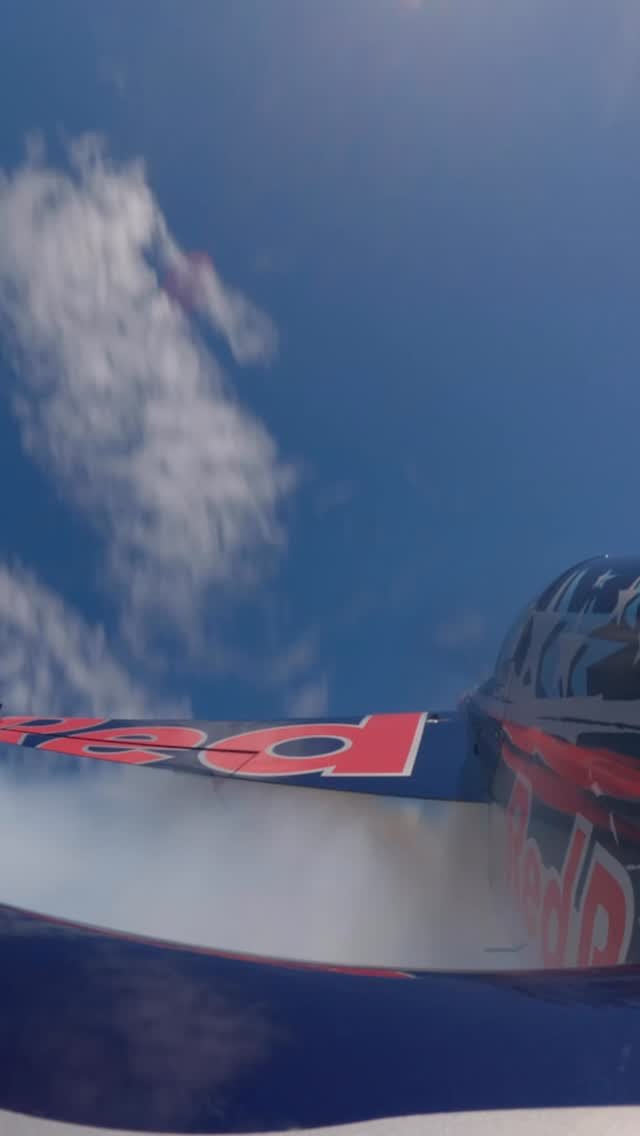 redbullairforce 게시물 이미지: a lesson from a legend 🤝 @kirbychambliss