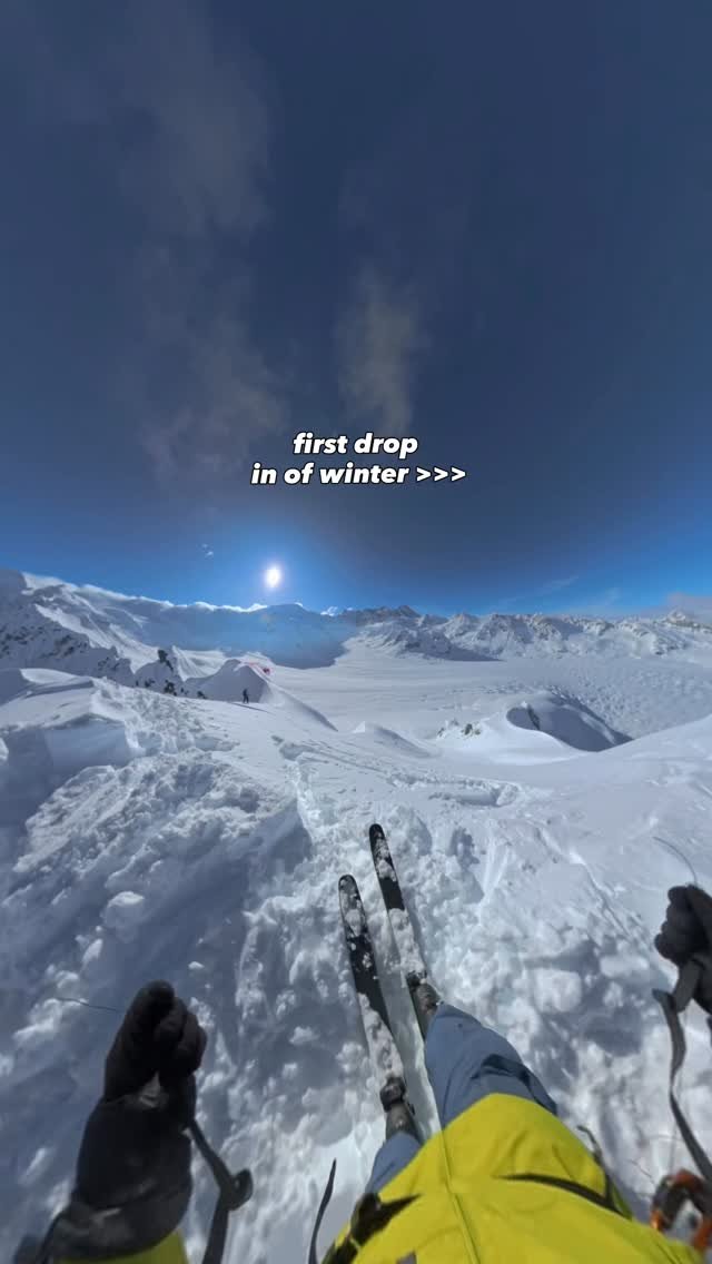 redbullairforce 게시물 이미지: now this is winter in full flight 🪂...