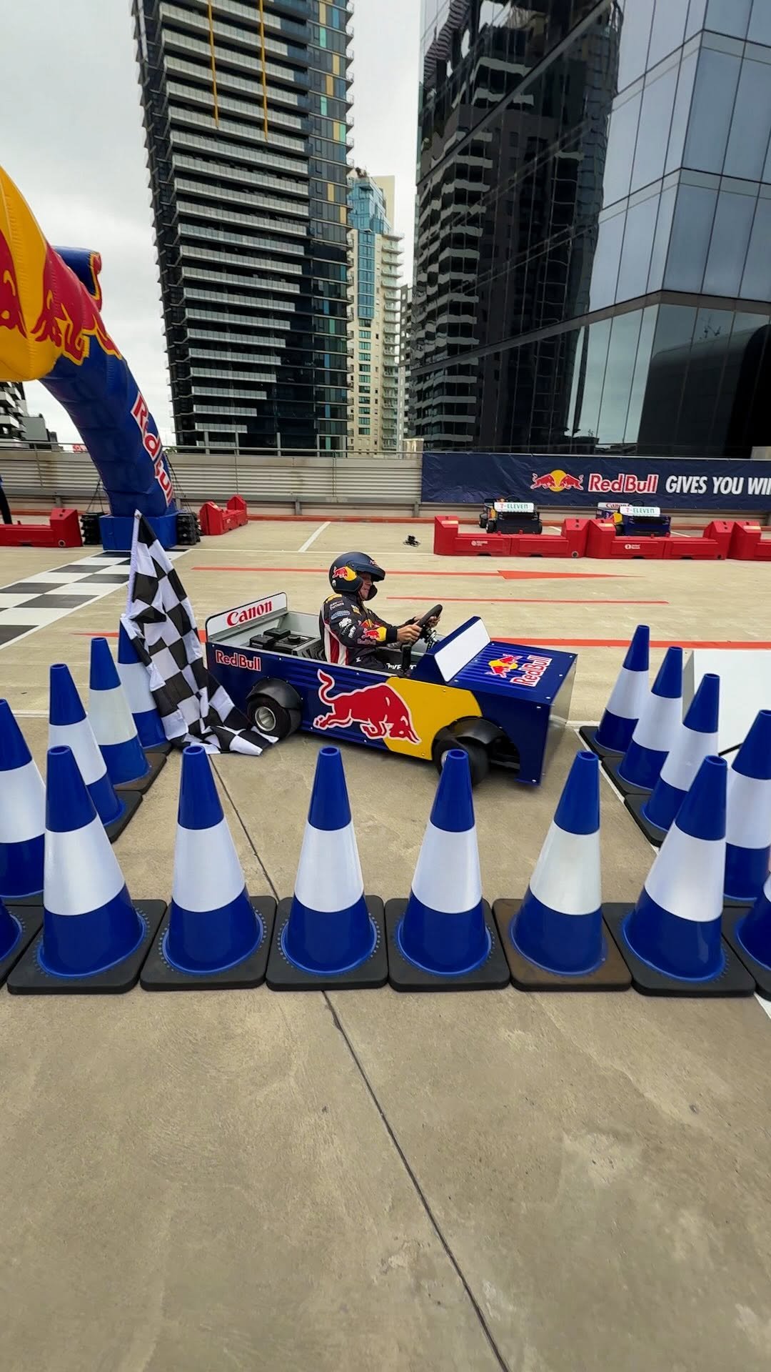 redbullau 게시물 이미지: can’t park there mate 😐

#F1 #AusGP #redbull #drifting